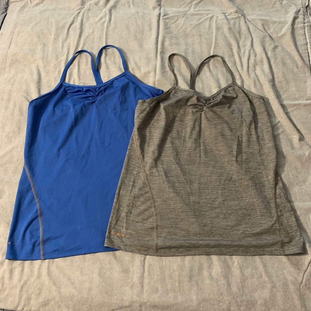 Tommy Copper Fitness Tanks - Size M